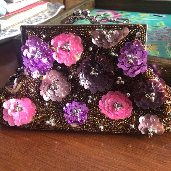 Clutch - Picture 4 of 4